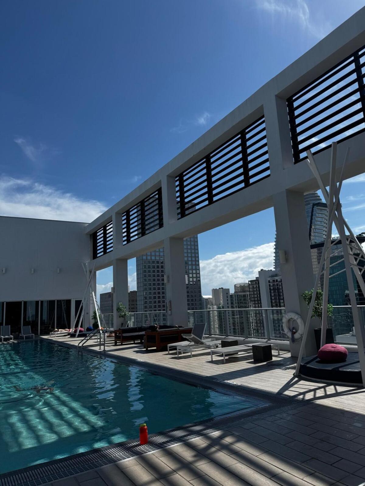 High Floor Pool Gym Brickell
